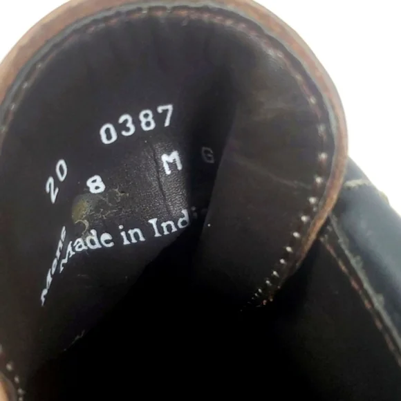 Vintage Johnston & Murphey Black Leather Foldover Boots With Buckle - Picture 9 of 10